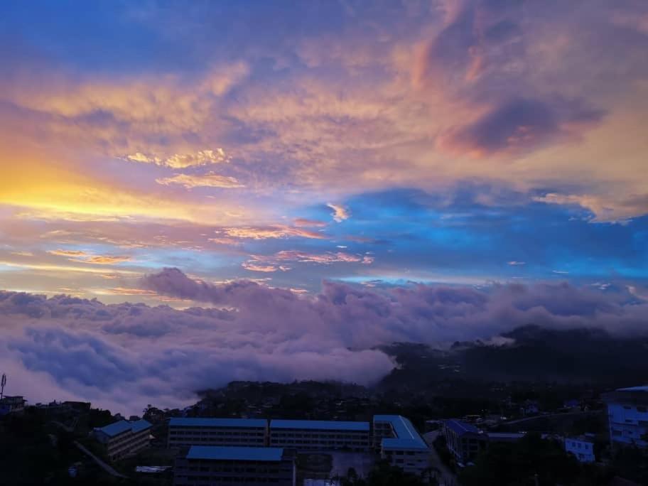 Vacation House In Baguio With Amazing Sunset Views Baguio City Exterior photo